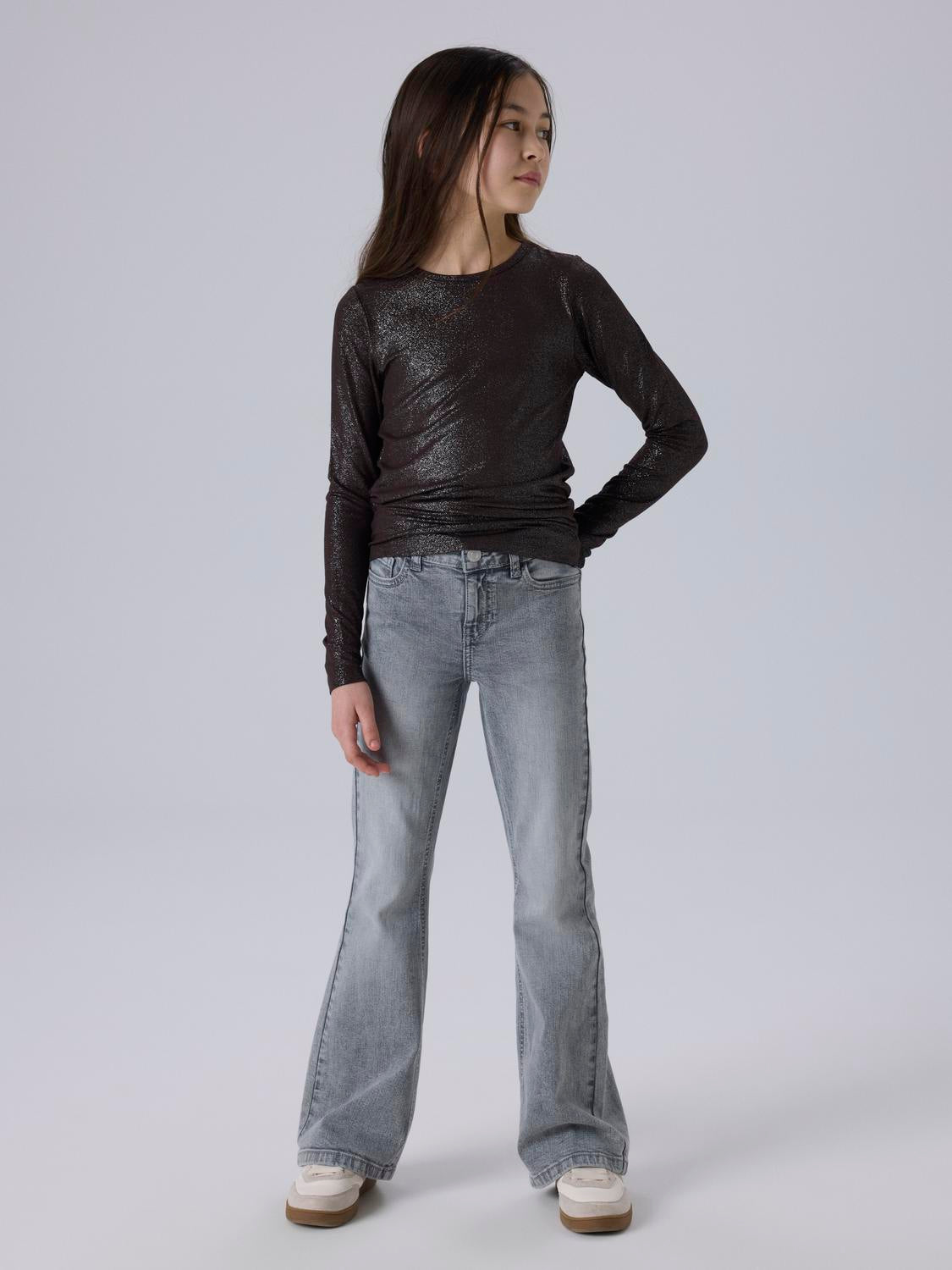model_shot-detail